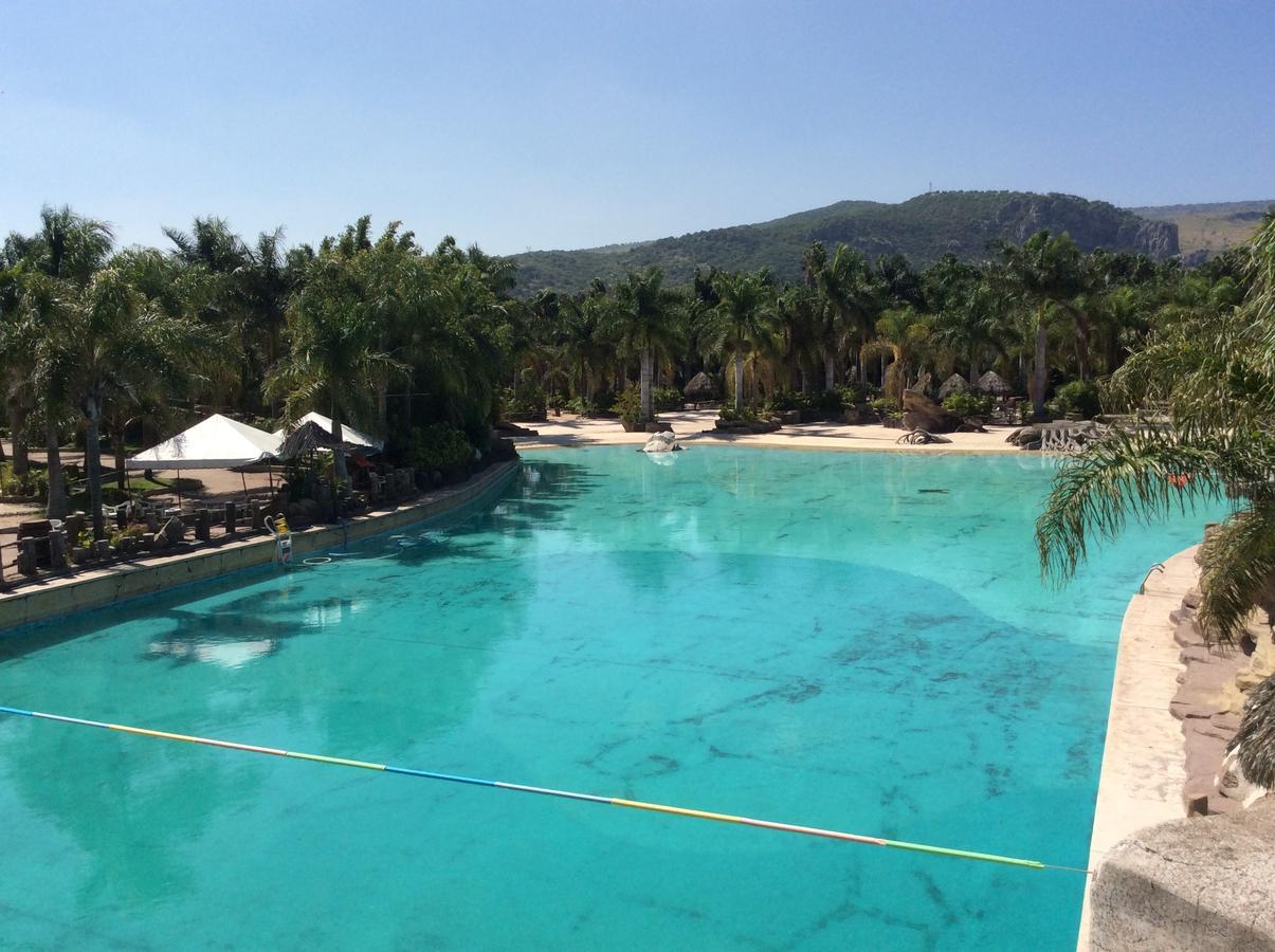 Hotel Y Parque Acuatico La Caldera Abasolo Εξωτερικό φωτογραφία